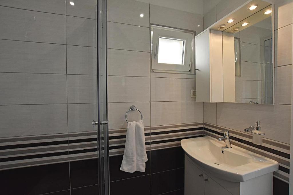 Roko & Borna Self Check - In Apartment Задар Екстериор снимка