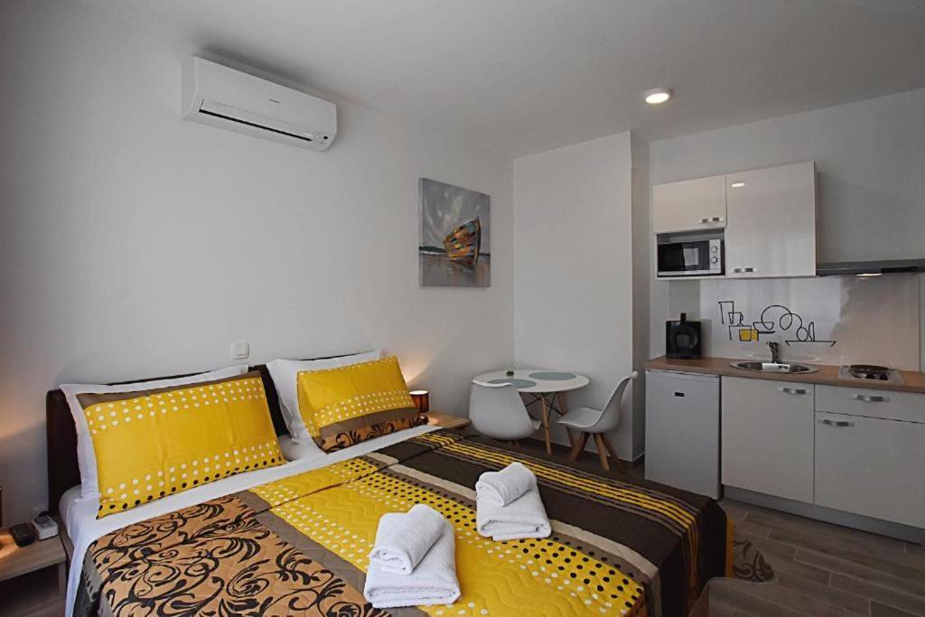 Roko & Borna Self Check - In Apartment Задар Екстериор снимка