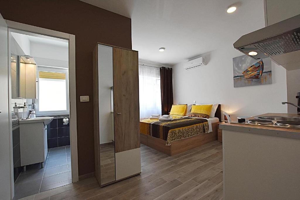 Roko & Borna Self Check - In Apartment Задар Екстериор снимка